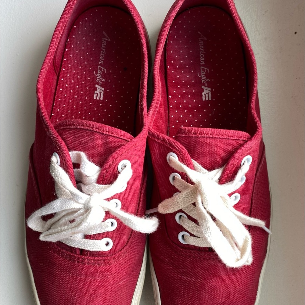⭐️FREE w bundle AMERICAN EAGLE Outfitters Red Canvas Shoes Sneakers US women’s 9 - Picture 6 of 6